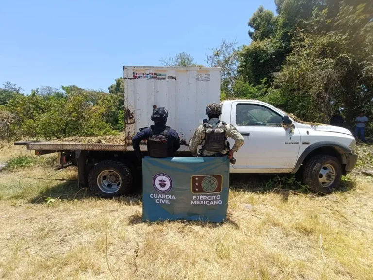 SSP y Defensa desactivan 68 explosivos e inhiben cinco drones en Apatzingán
